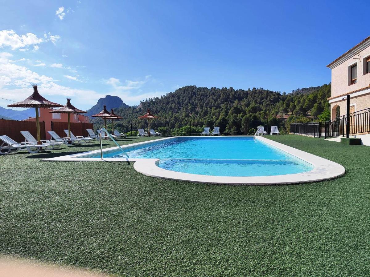 Casa Rural C Puente Del Segura إلتشي دي لا سييرا المظهر الخارجي الصورة