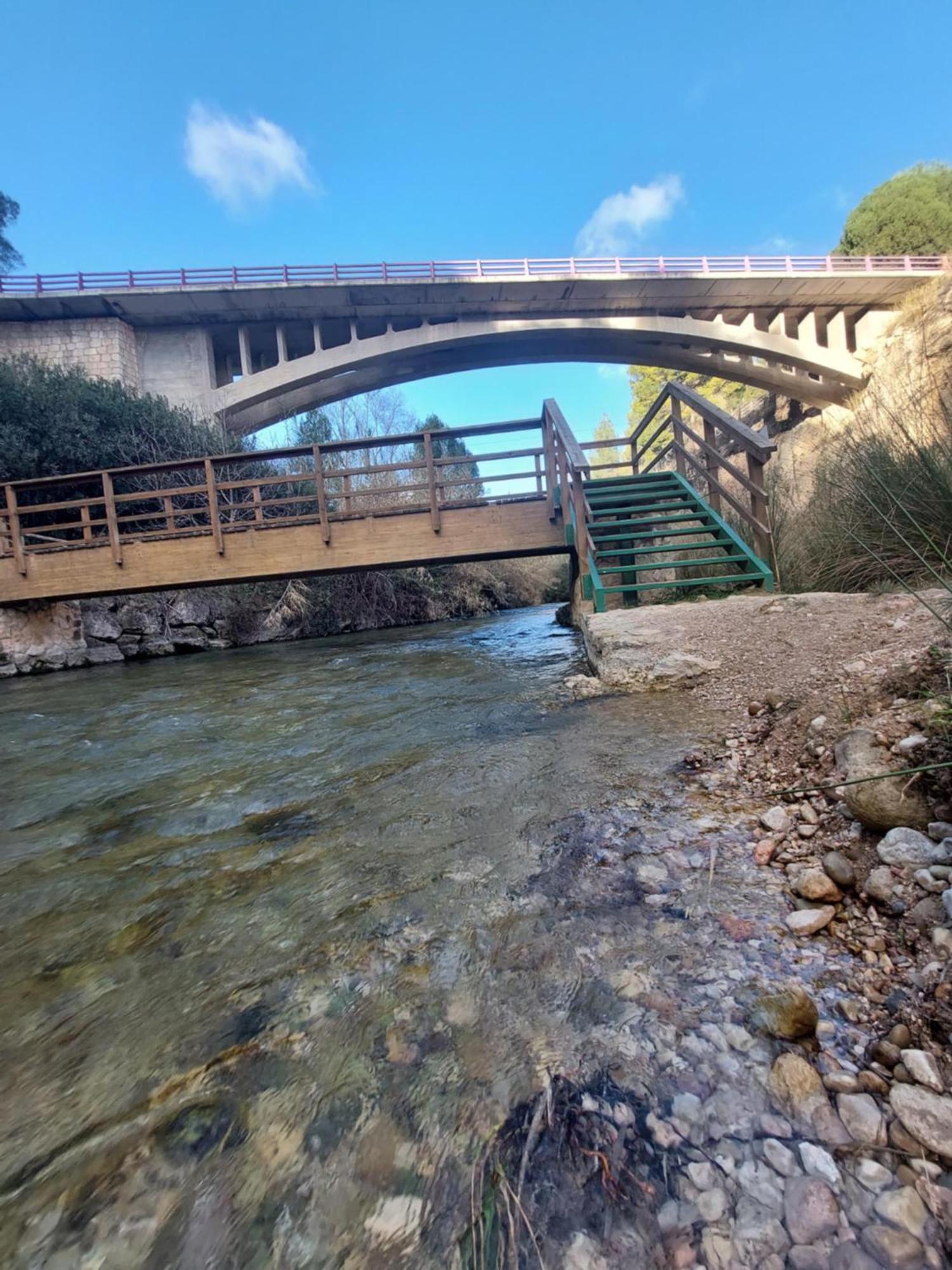Casa Rural C Puente Del Segura إلتشي دي لا سييرا المظهر الخارجي الصورة