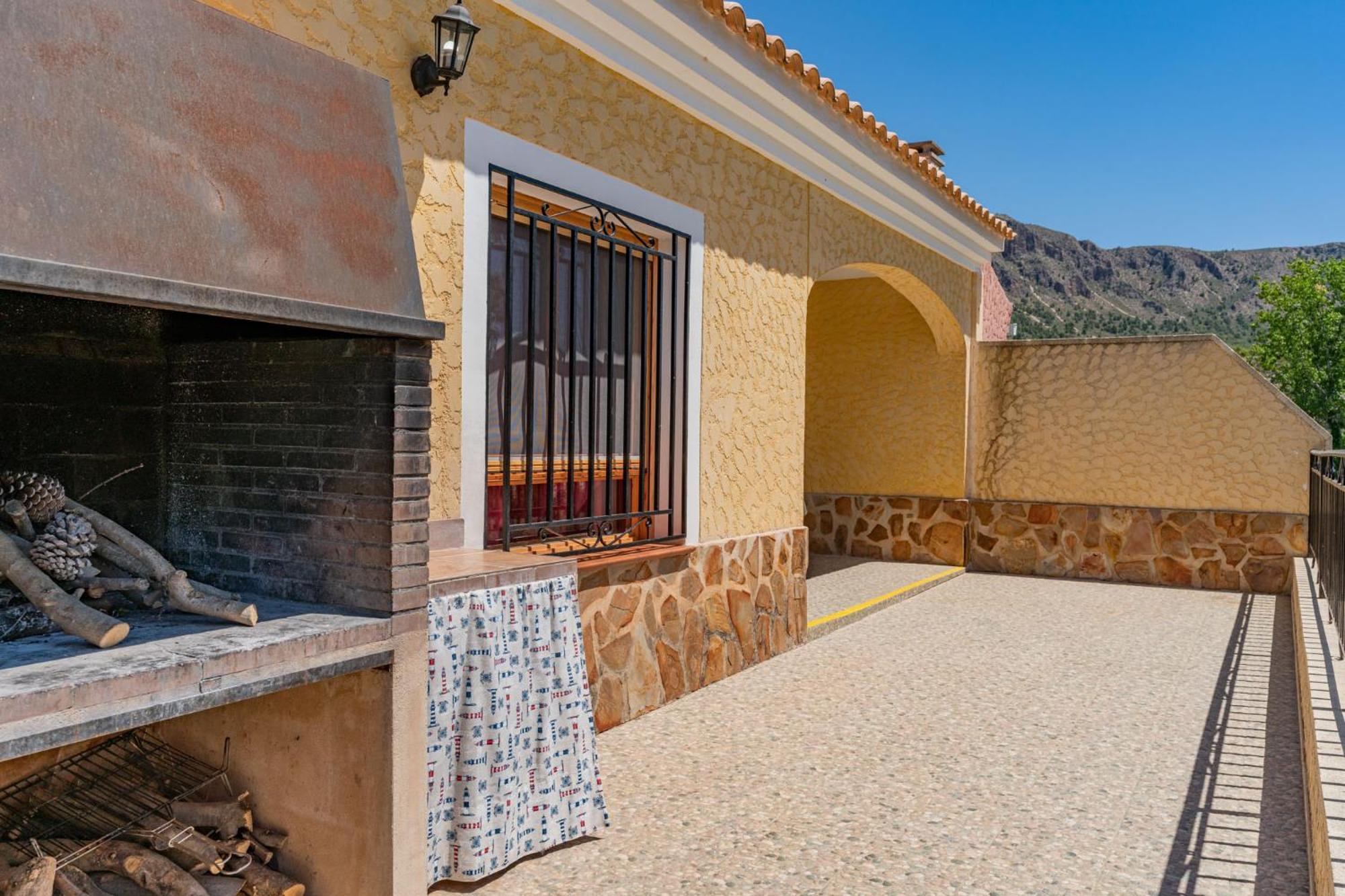Casa Rural C Puente Del Segura إلتشي دي لا سييرا المظهر الخارجي الصورة